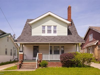 10203 Greenview Ave
