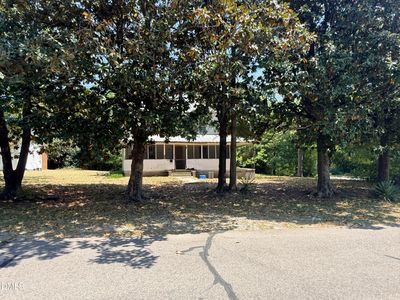 Property at 1011 W New York Ave, Southern Pines, NC