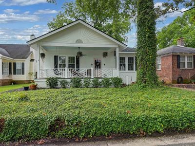 1108 Bryan St