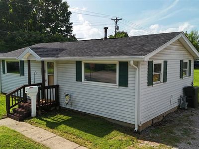 Property at 617 Brown St, Vine Grove, KY