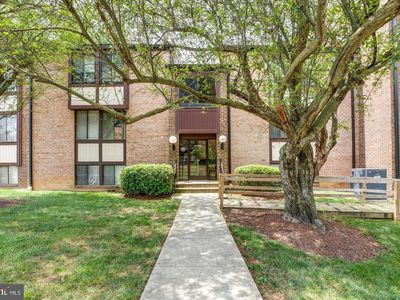 9706 Kingsbridge Dr APT 102