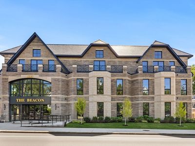 1114 Beacon St #111