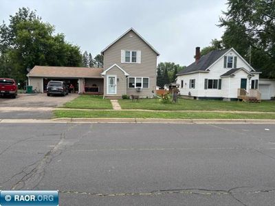 110 N 5th St