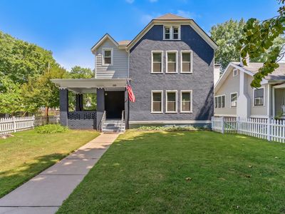 800 S Pickwick Avenue