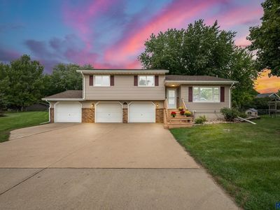 319 Hagemeyer Dr