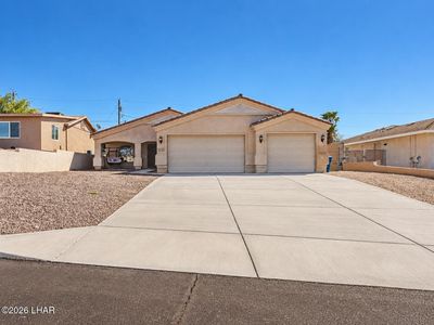 3746 Clearwater Dr