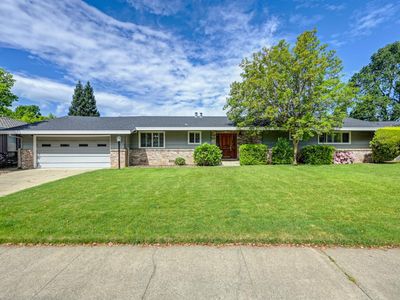 1451 McClaren Dr