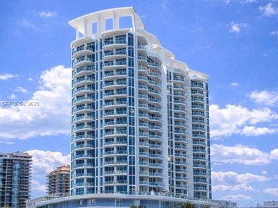 6515 Collins Ave APT 905