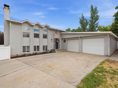 Property at 914 W 2600 N, Clinton, UT