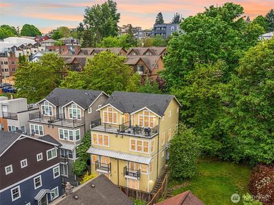 129 A 26th Avenue E