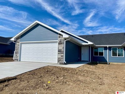112 Ida Ln