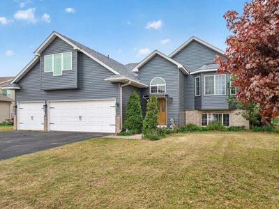 898 Harrison Dr