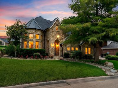 107 Sceptre Dr