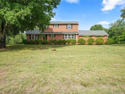 1261 Springwood Church Rd