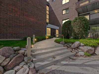 690 Chandler Rd APT 205