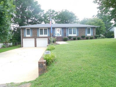 148 Greenbriar Dr