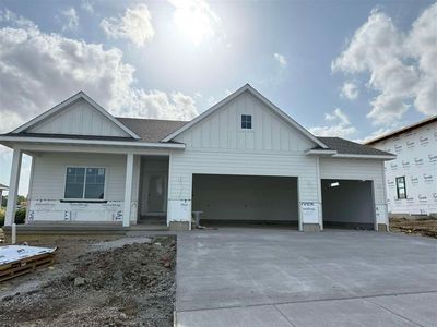 105 S Seven Oaks Rd