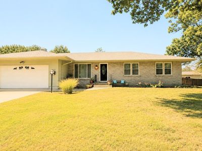 1717 Belmont Ct