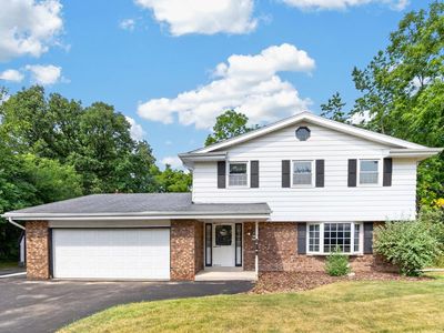 Property at W125S7035 Skylark LANE, Muskego, WI