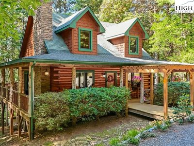 385 Cedar Ridge Drive