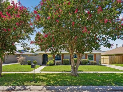 1408 Houma Blvd