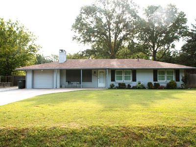 Property at 1630 East Drive, Bartlesville, OK