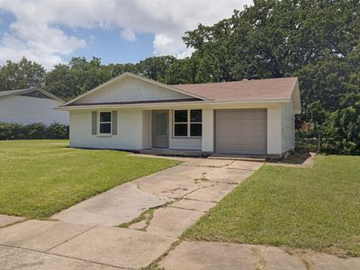 1901 Pyramid Dr