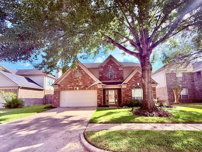 2915 Veva Dr