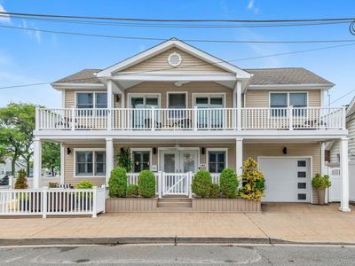 625 W Walnut Street