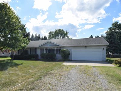 Property at 4888 Eleven Mile Rd, Auburn, MI