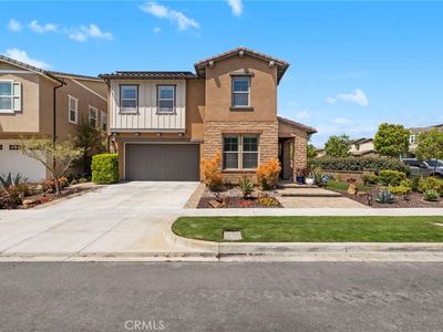 64 Ventada St