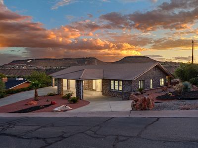 339 W Sandstone Cir