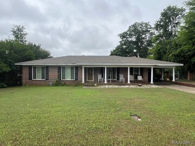 224 Hickory Ln