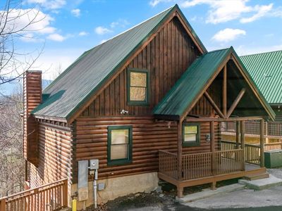 4449 Forest Vista Way