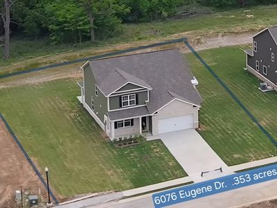 6076 Eugene Dr