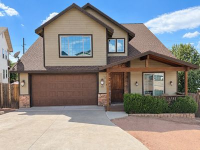 304 S Ryan Dr