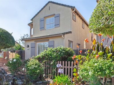843 E Orchid Ln