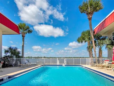 2901 N Halifax Ave APT 211