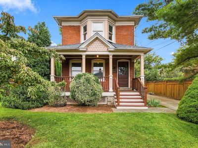 1006 Spring Ave