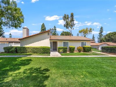 1103 Border Ave