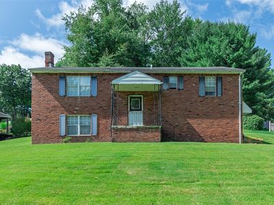 138 Terrace Ct