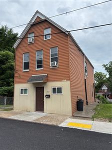 1010 Lincoln Ave