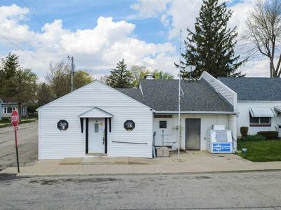 160 W Main Cross St