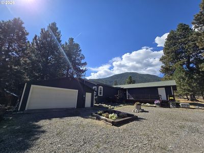 14266 Pine Creek Ln