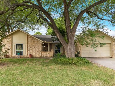 1016 Hazelwood Dr