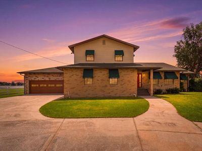 2731 State Road 557
