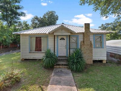404 Camp St