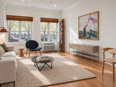 261 W 112th St APT 1A