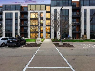 1 University Way #202