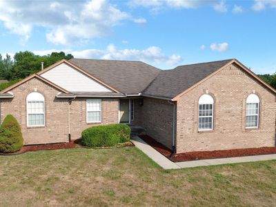 8032 Lark Ln